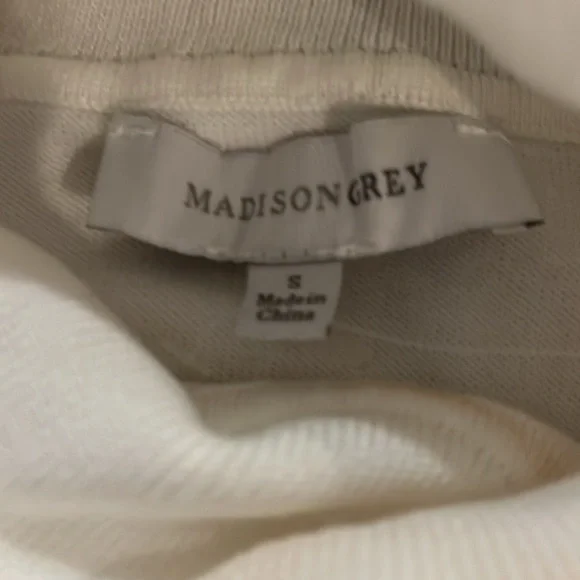 Madison Grey New York white sweater turtleneck - Picture 4 of 6